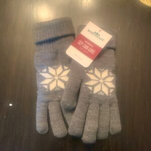 BNWT Northeast Outfitters Women’s Cozy Cabin Gloves